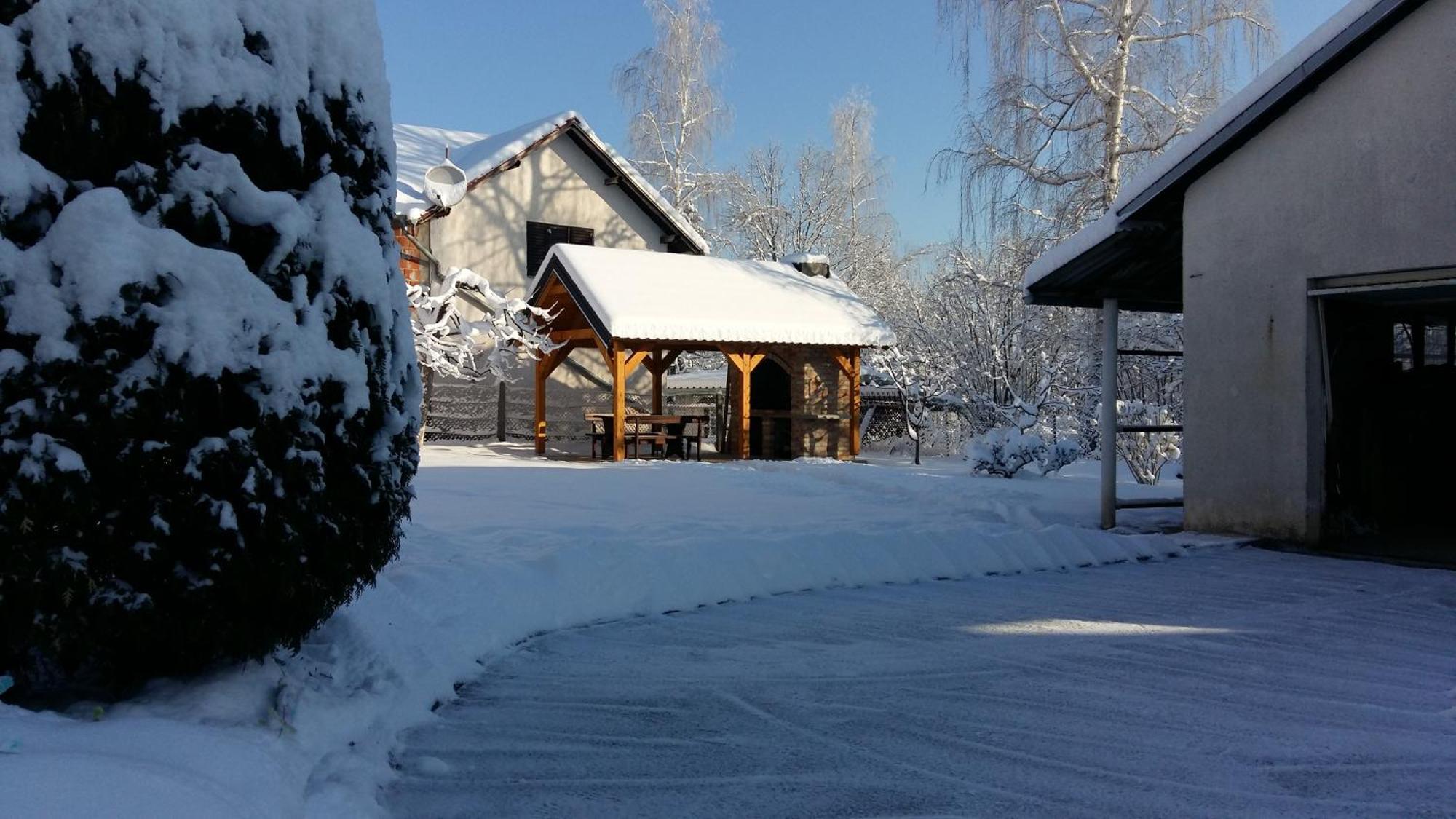 Apartamento Masenka Gospić Exterior foto